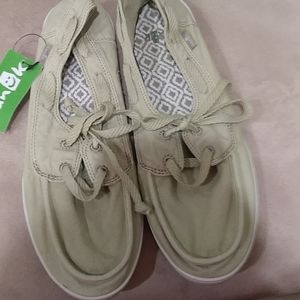 Womens Sanuk shoes size 9 NWT